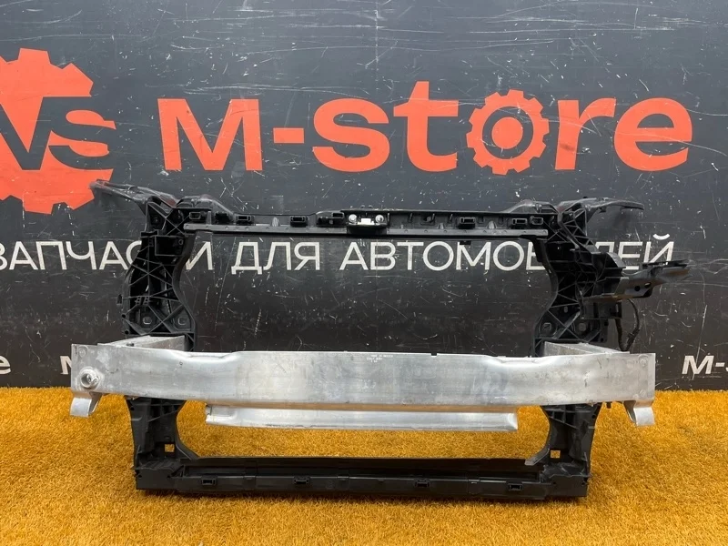 Рамка радиатора Audi Q5 2017 80A805594 FY DAXB