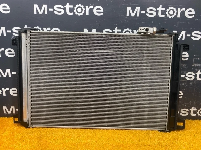 Радиатор кондиционера Mercedes-Benz GLK-Class 2010 A2045000654 X204 272.948