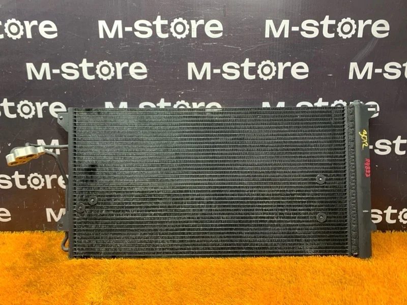 Радиатор кондиционера Porsche Cayenne 2007 4L0260401A 957 M4801