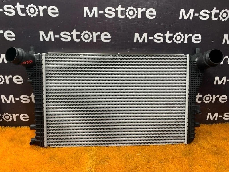 Интеркулер Volkswagen Sharan 2011 3C0145805AM 7N CAV