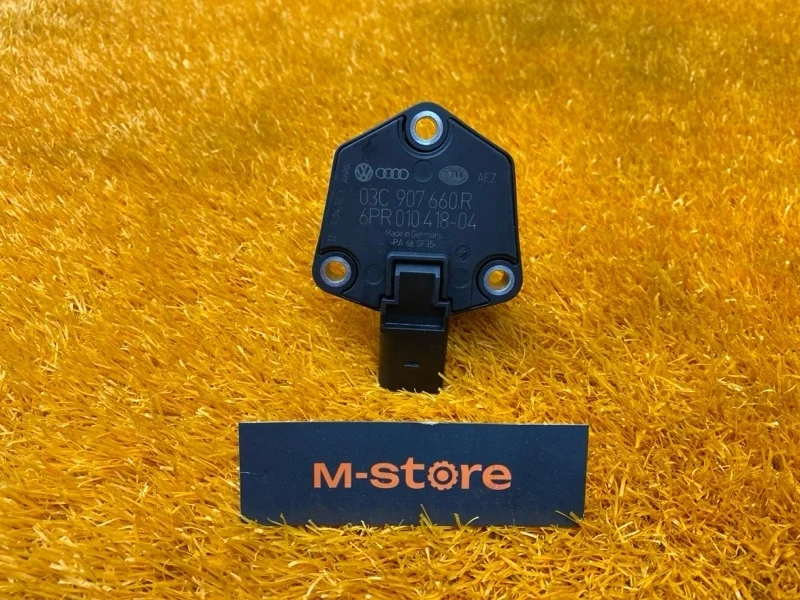 Датчик уровня масла Audi Q3 2012 03C907660R 8U CPS