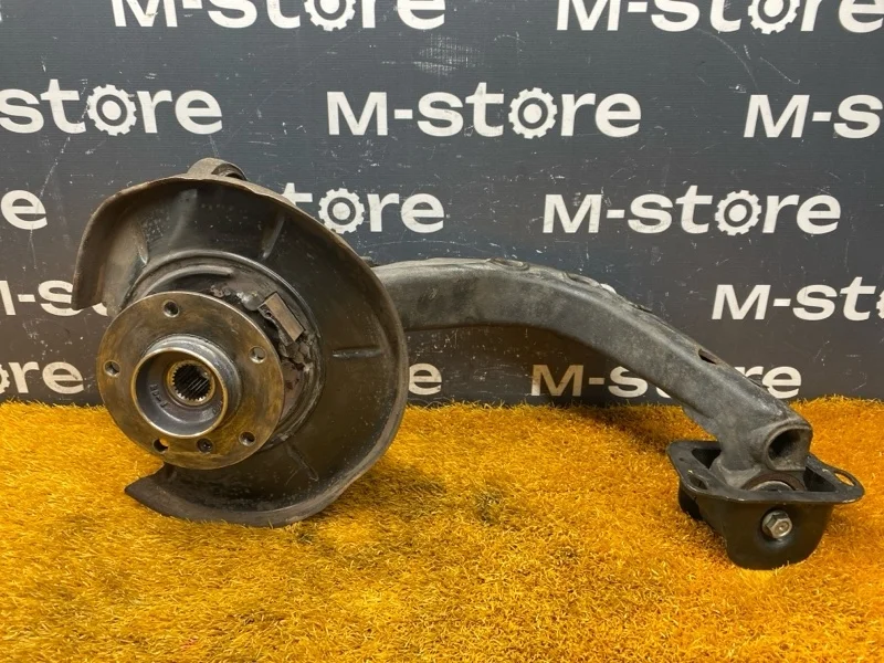 Ступица Bmw 3-Series 2002 1094463 E46 M54B25 (256S5), задняя левая