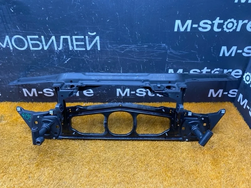 Рамка радиатора BMW 3-Series 2002 51718211467 E46 M54B25 (256S5)