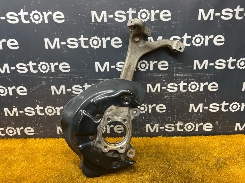 Кулак поворотный Audi A6 2005 4F0407253G C6/4F BDW, передний левый