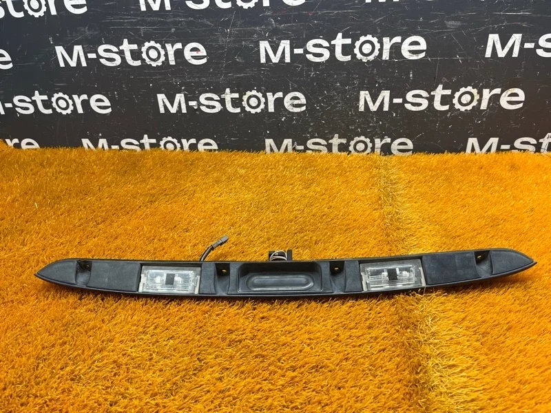 Кнопка открывания багажника BMW 3-Series 2002 51130033297 E46 M54B25 (256S5)