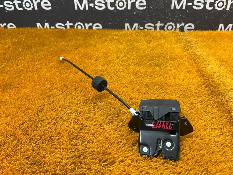 Замок багажника Mercedes-Benz Clk-Class 2004 A1717500085 C209 112.955