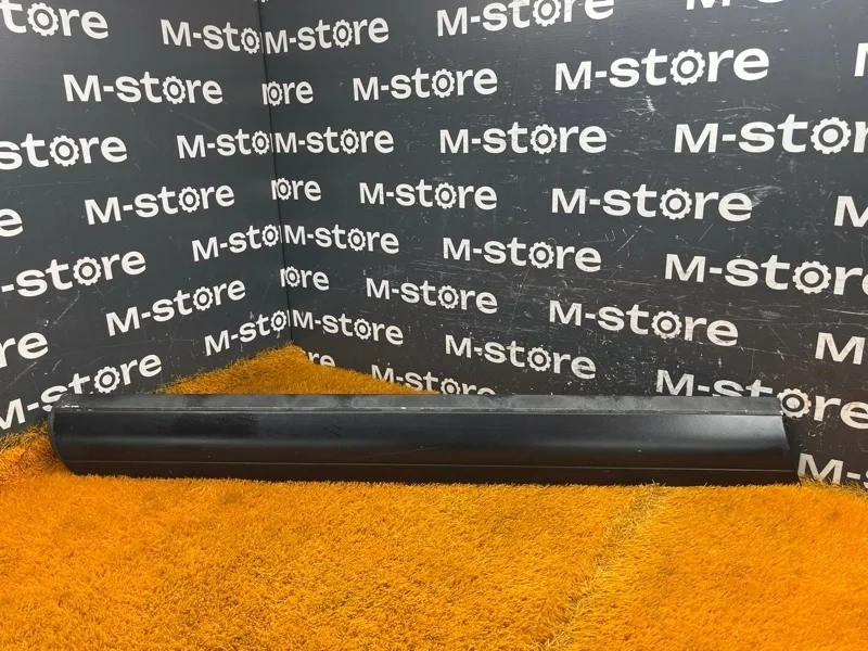 Молдинг на дверь Porsche Cayenne 2008 7L5837787 957 M4851, передний левый