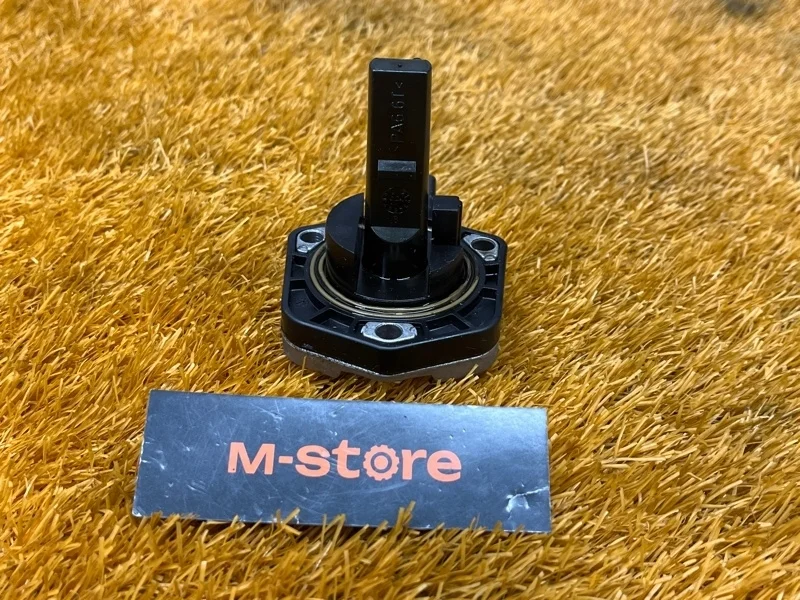 Датчик уровня масла Volkswagen Passat 2011 1J0907660C B7 CAXA