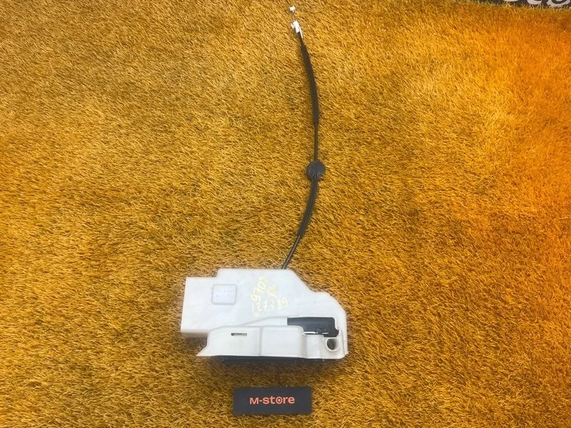 Замок двери Porsche Cayenne 2006 7L0837089 955 4800, передний левый