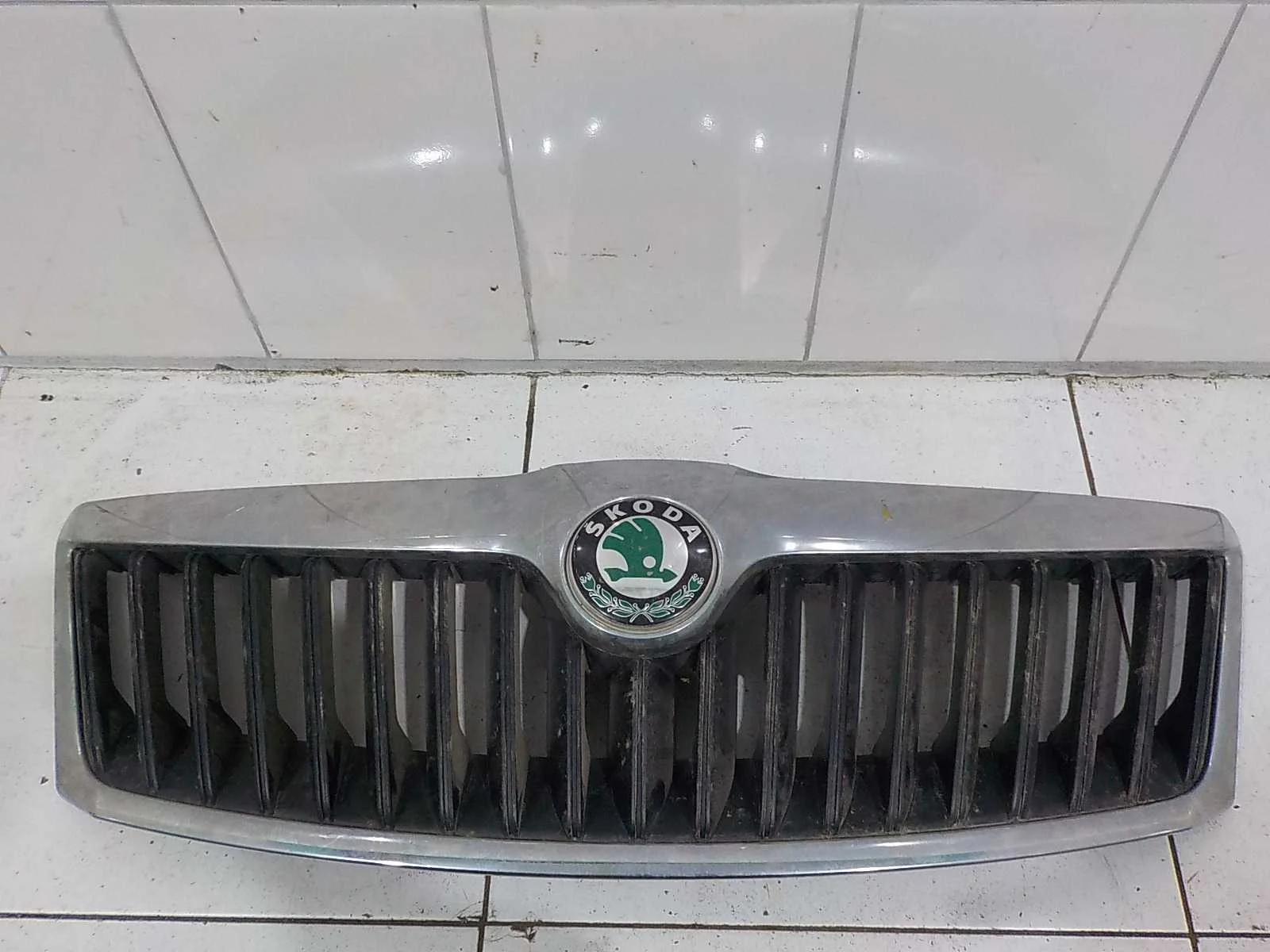 Решетка радиатора Skoda Octavia II рестайлинг (2008—2013)