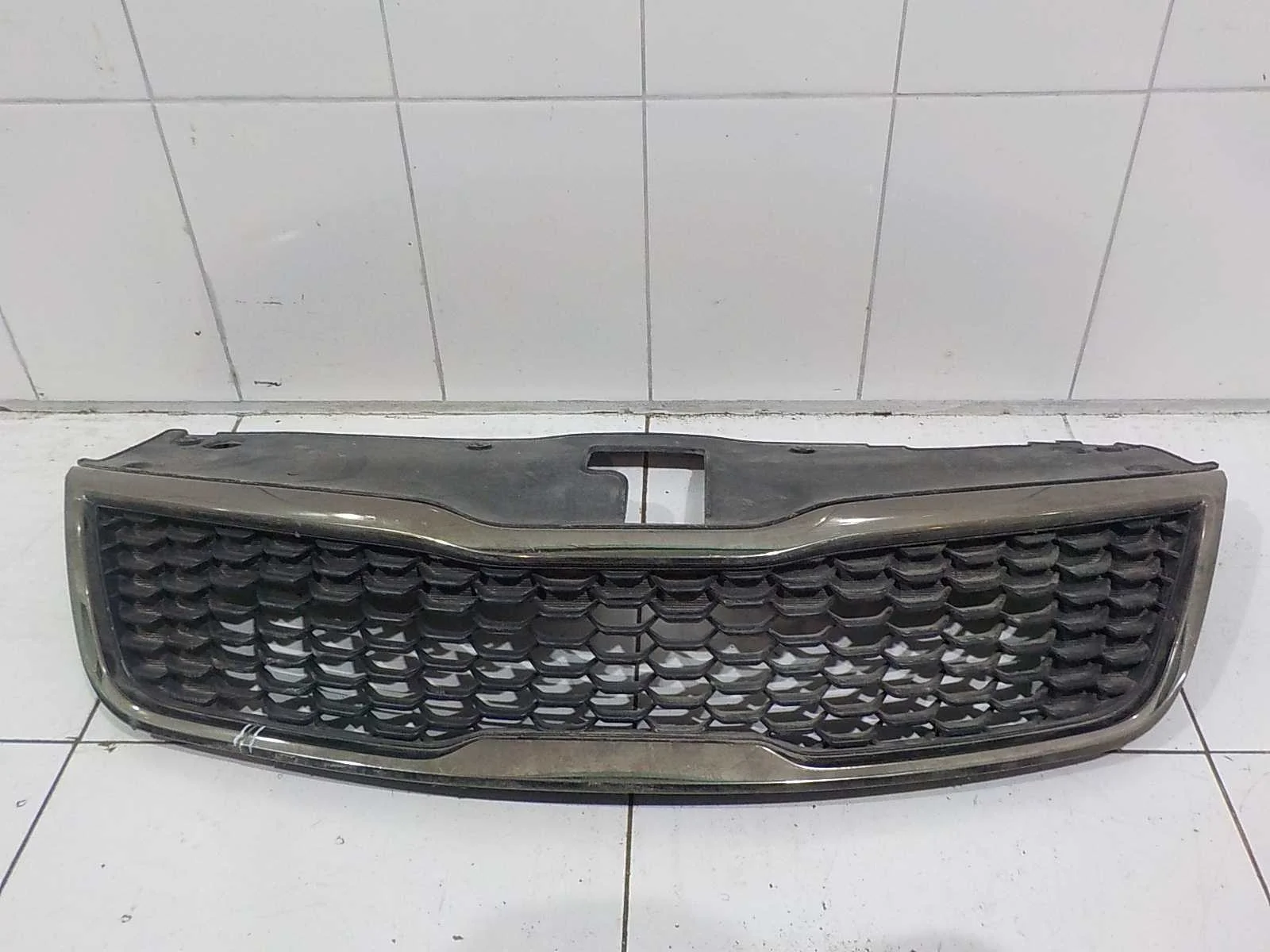 Решетка радиатора Kia Rio III (2011—2015)