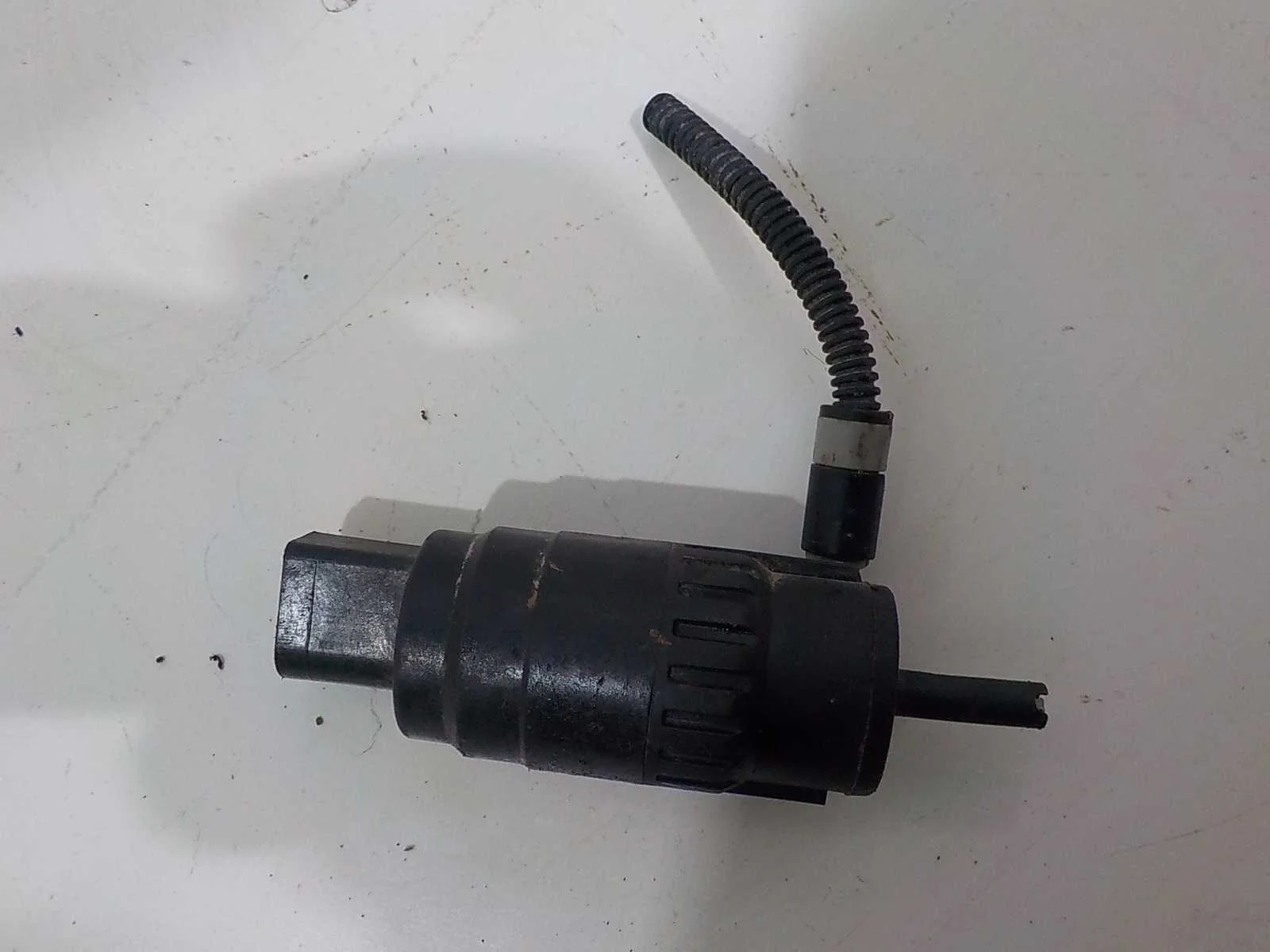 насос омывателя лобового стекла Volkswagen Polo V рестайлинг (2015—2020)