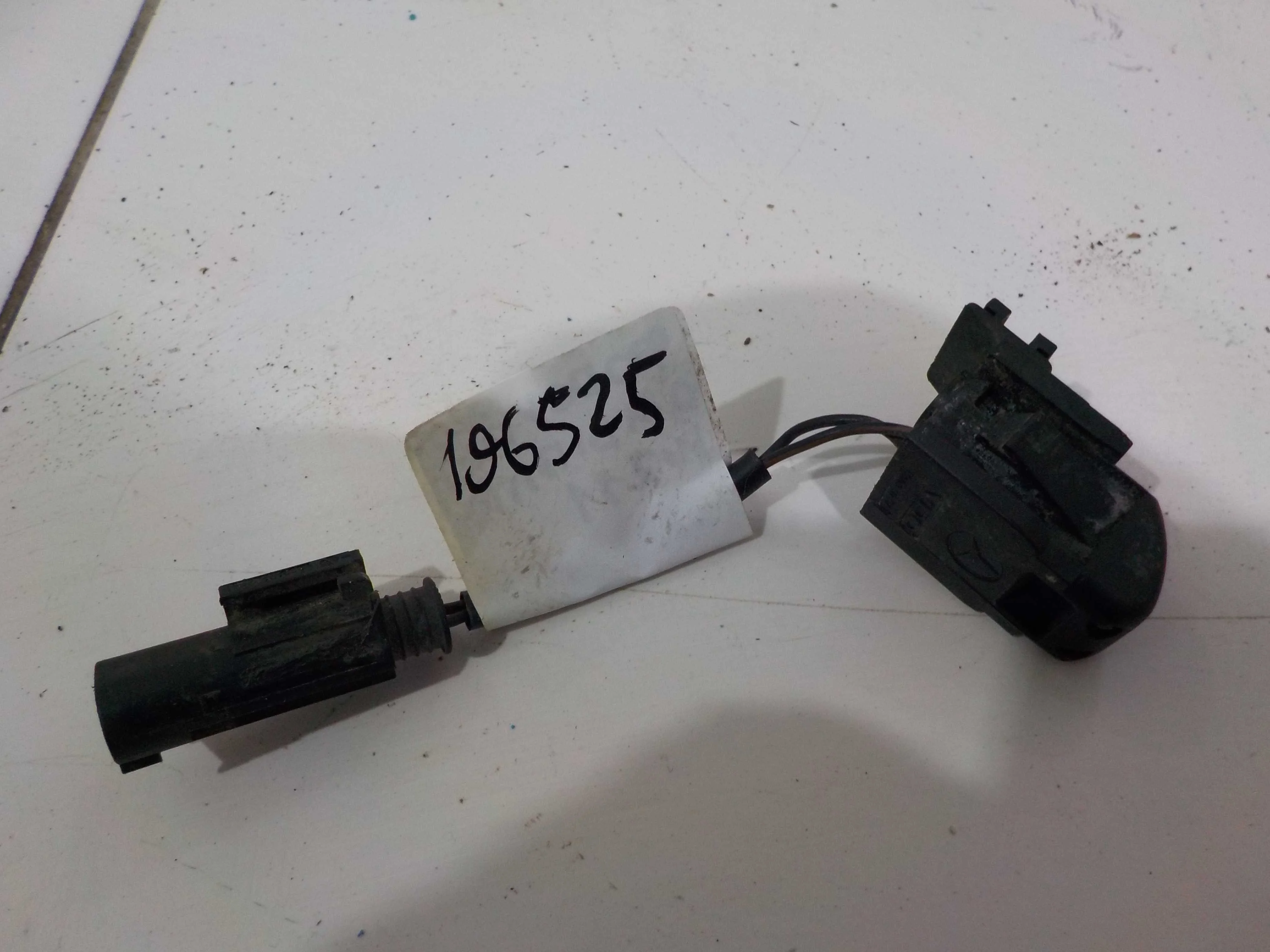 форсунка омывателя Mercedes-Benz E-класс W211/S211 (2002—2006)