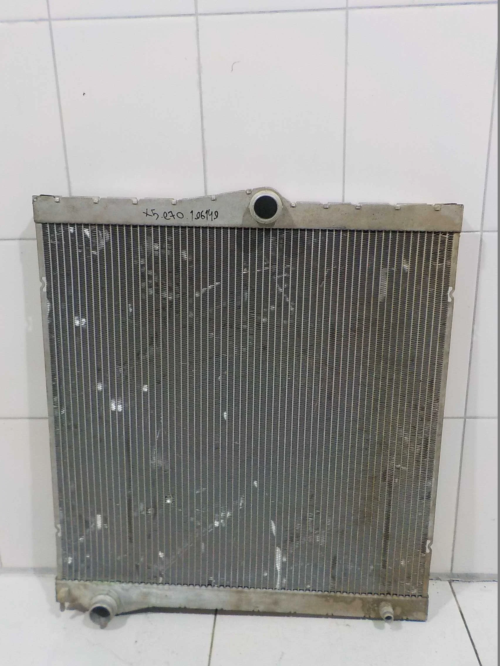 Радиатор основной BMW X5 M E70 (2009—2011)