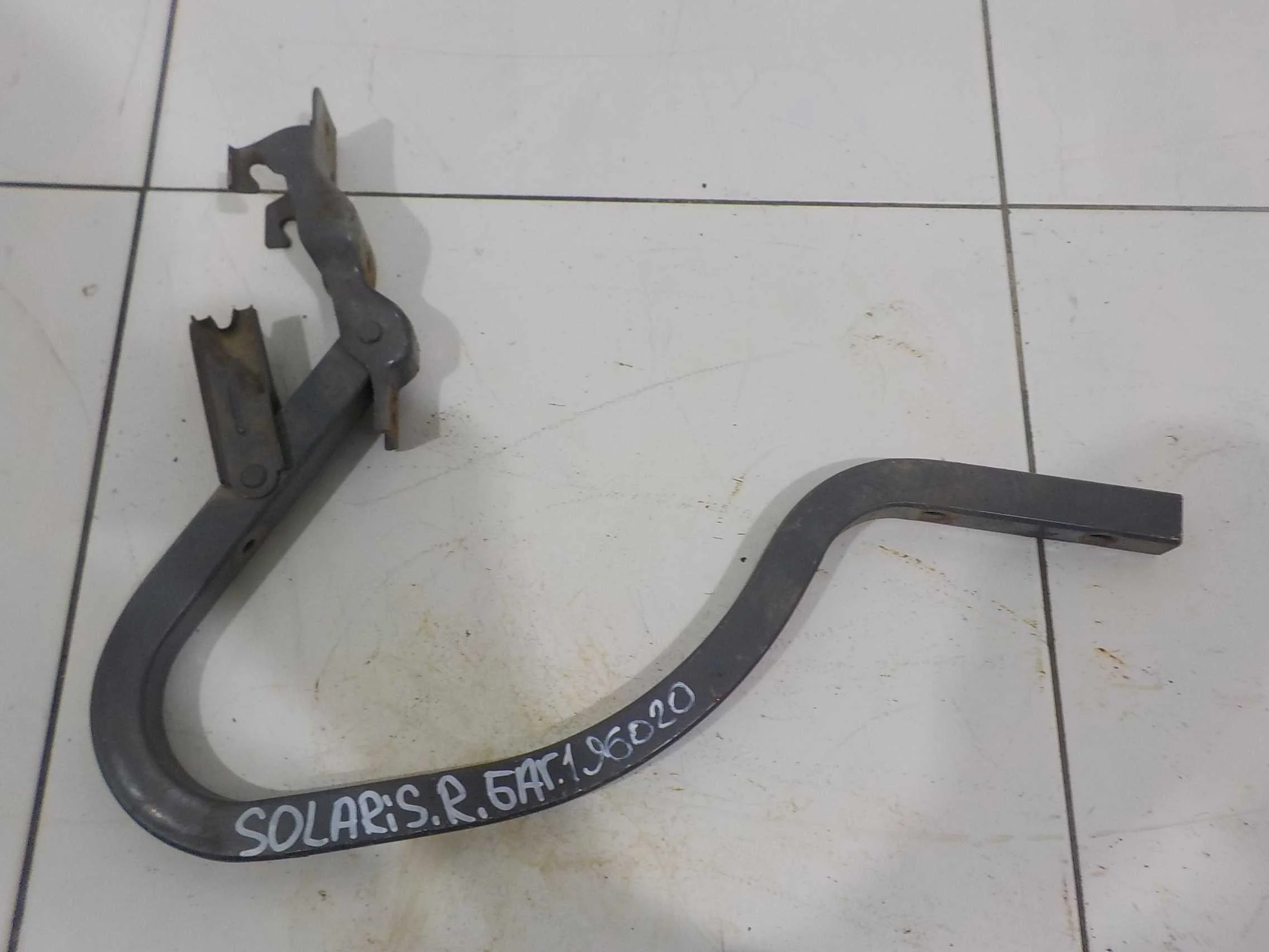 Петля крышки багажника Kia Rio III (2011—2015)  Право