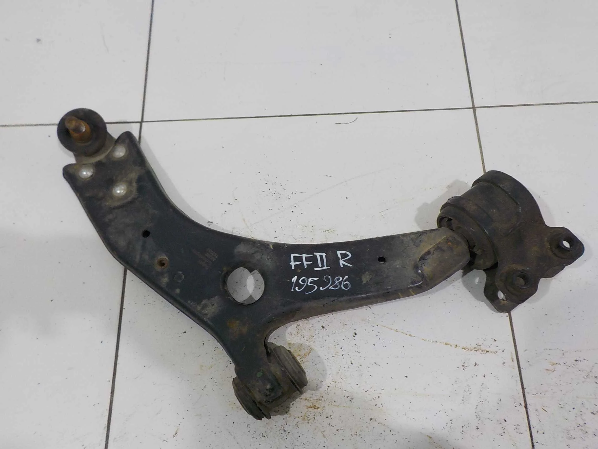 Рычаг Ford Focus II (2005—2008) Перед Право