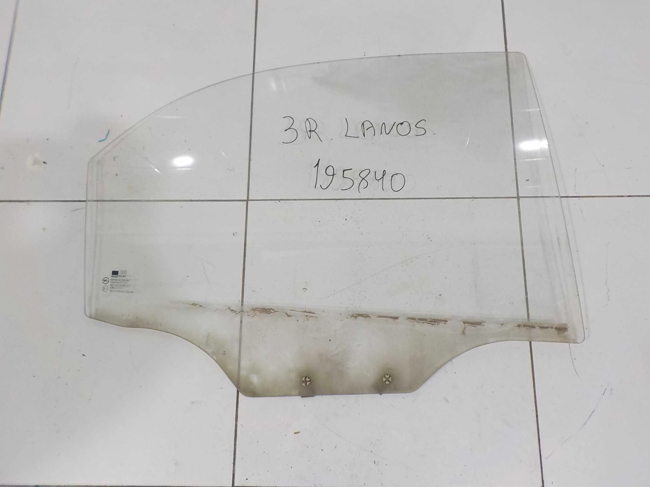 стекло Chevrolet Lanos I (2002—2009) Зад Право