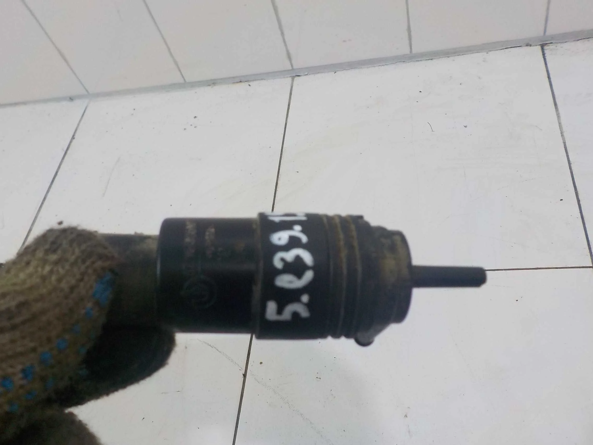 насос омывателя лобового стекла BMW 5 серия E39 (1995—2000)