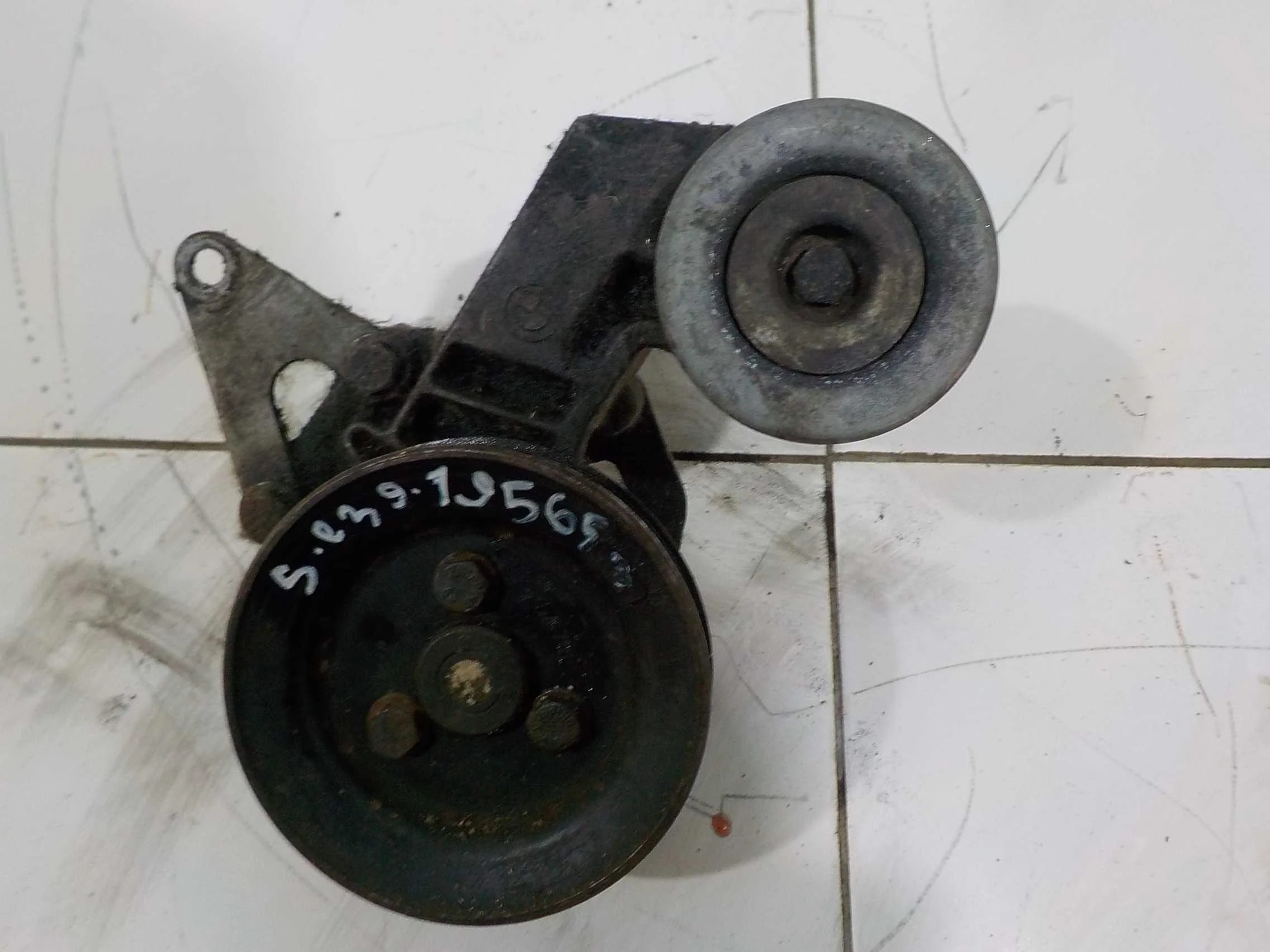 гидроусилитель BMW 7 серия E38 (1994—1998)