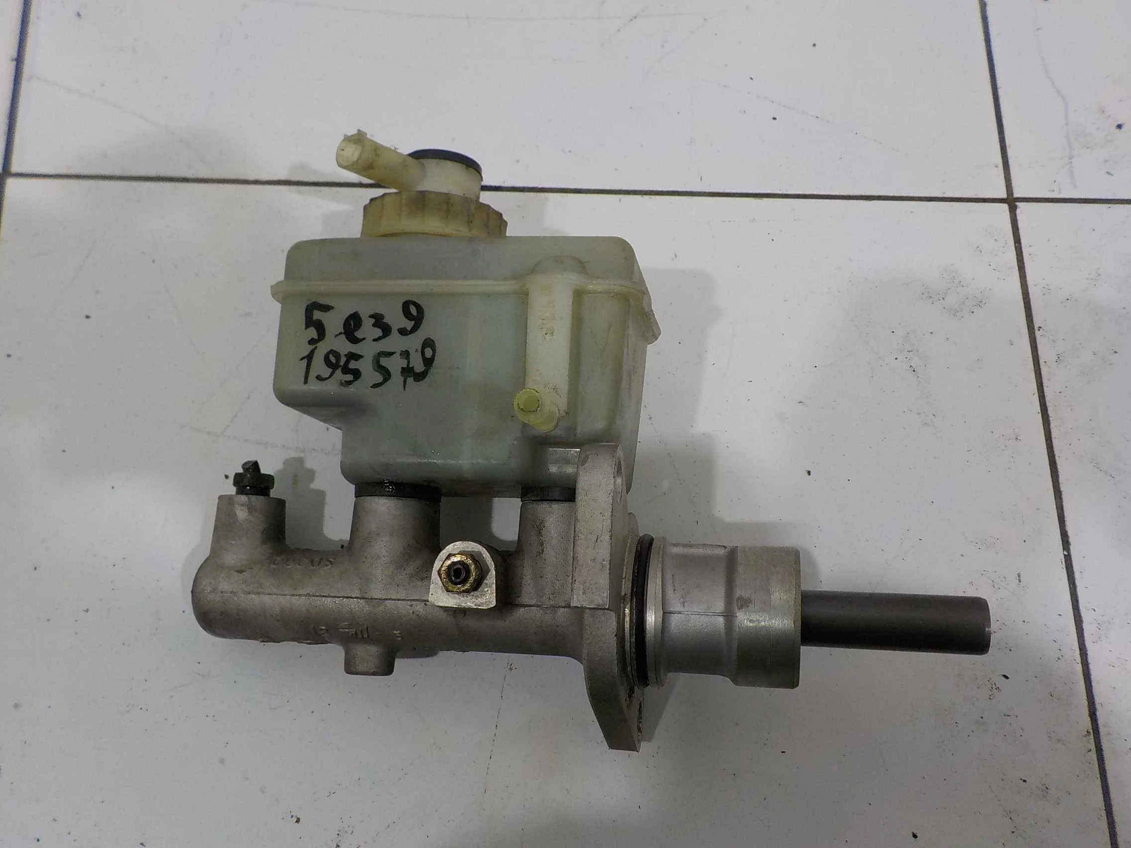 тормозной цилиндр BMW X5 E53 (1999—2003)