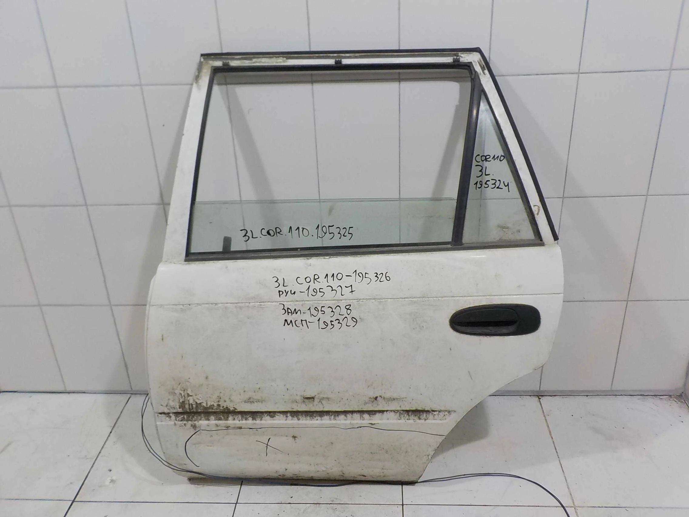 Замок двери Toyota Sprinter E100 (1991—2002) Зад Лево