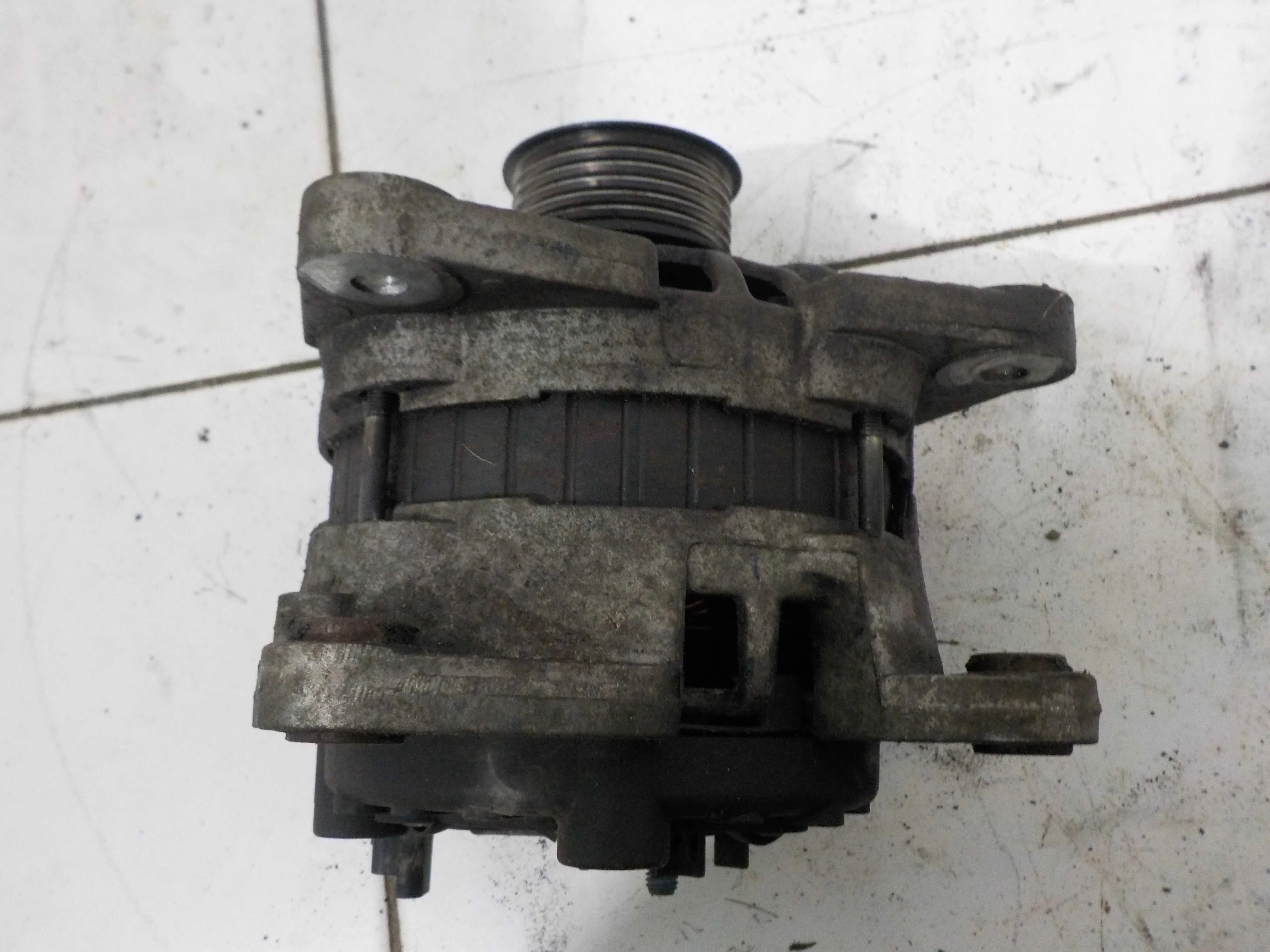 Генератор Renault Logan I рестайлинг (2009—2015)