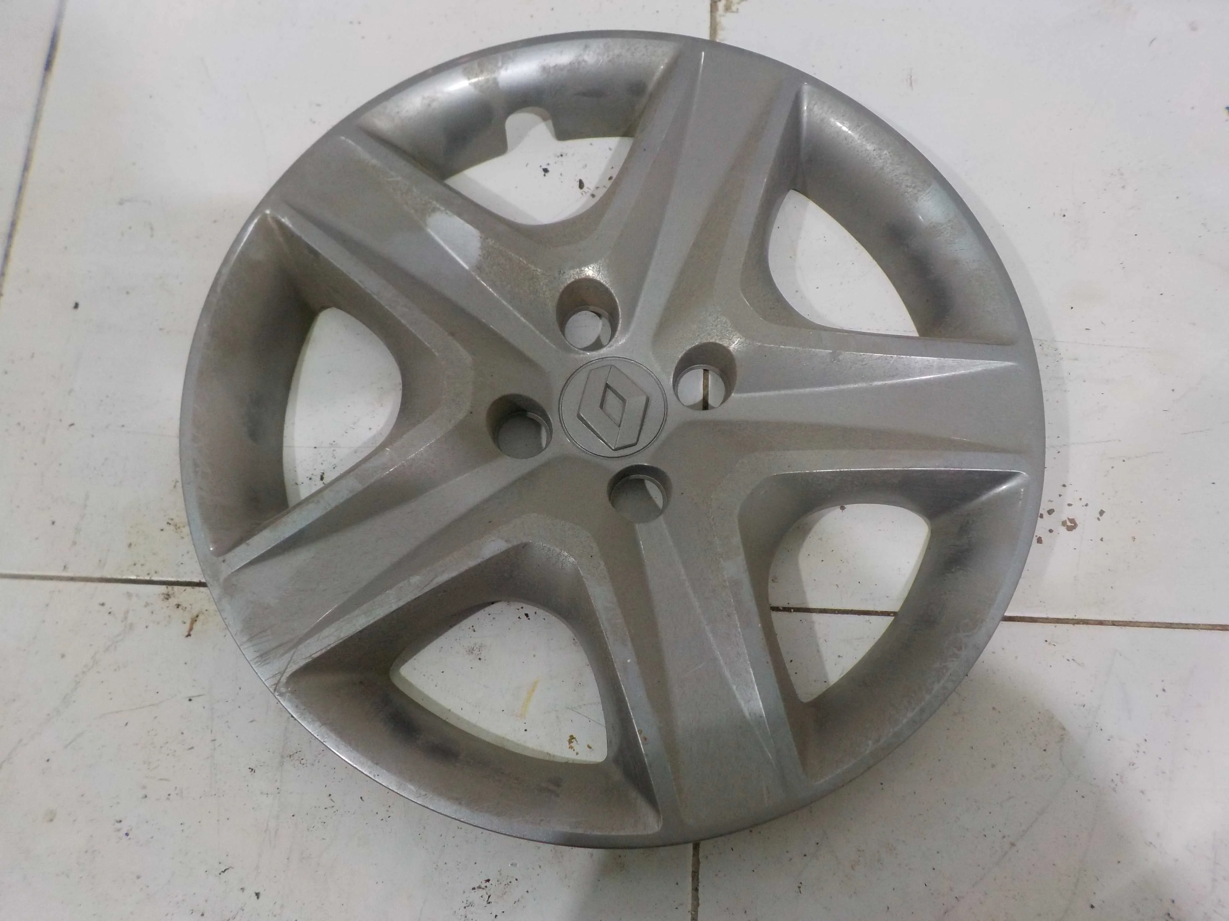 колпак Renault Sandero I (2009—2014)