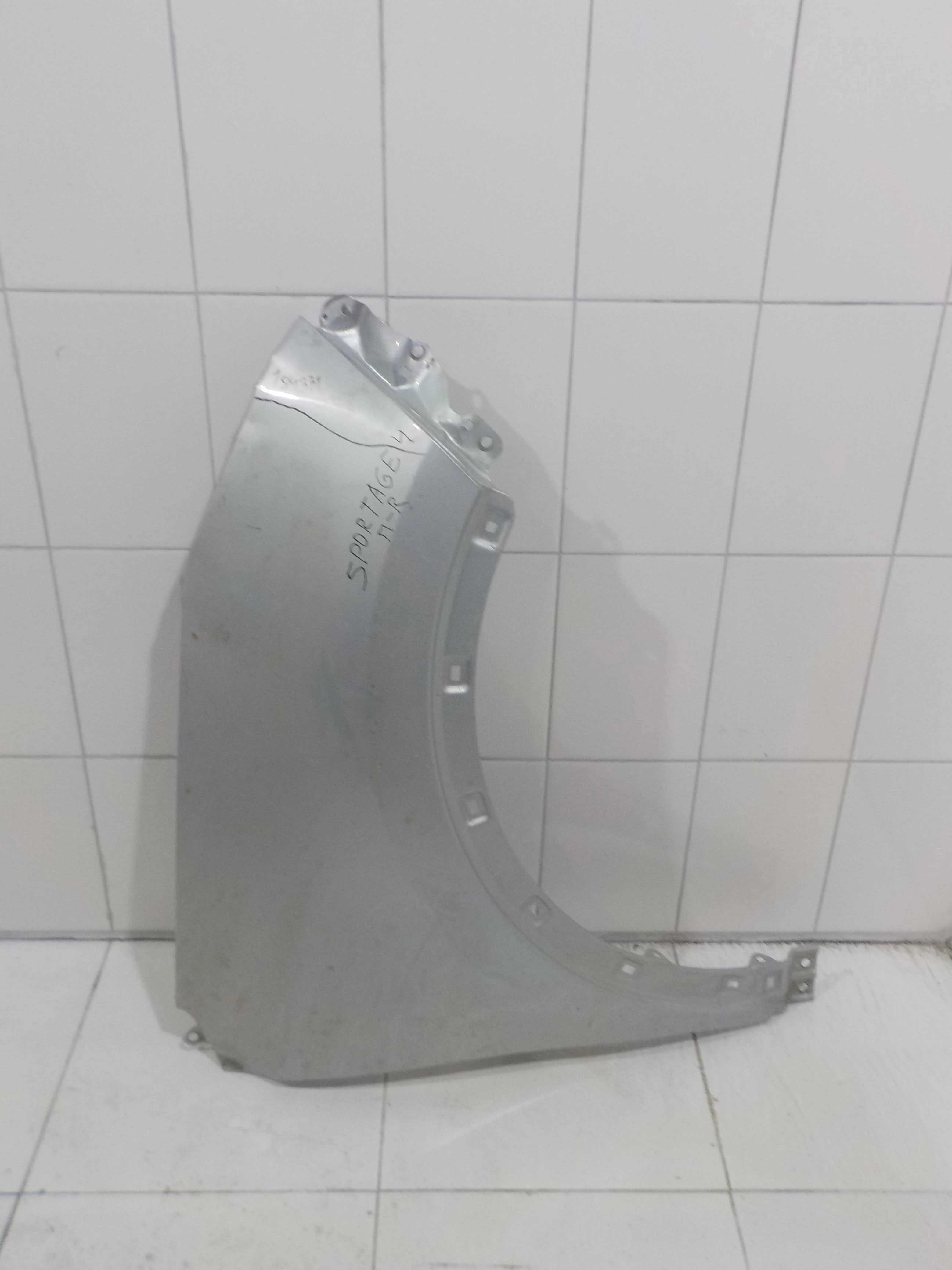 Крыло Kia Sportage IV (2015—2018) Перед Право