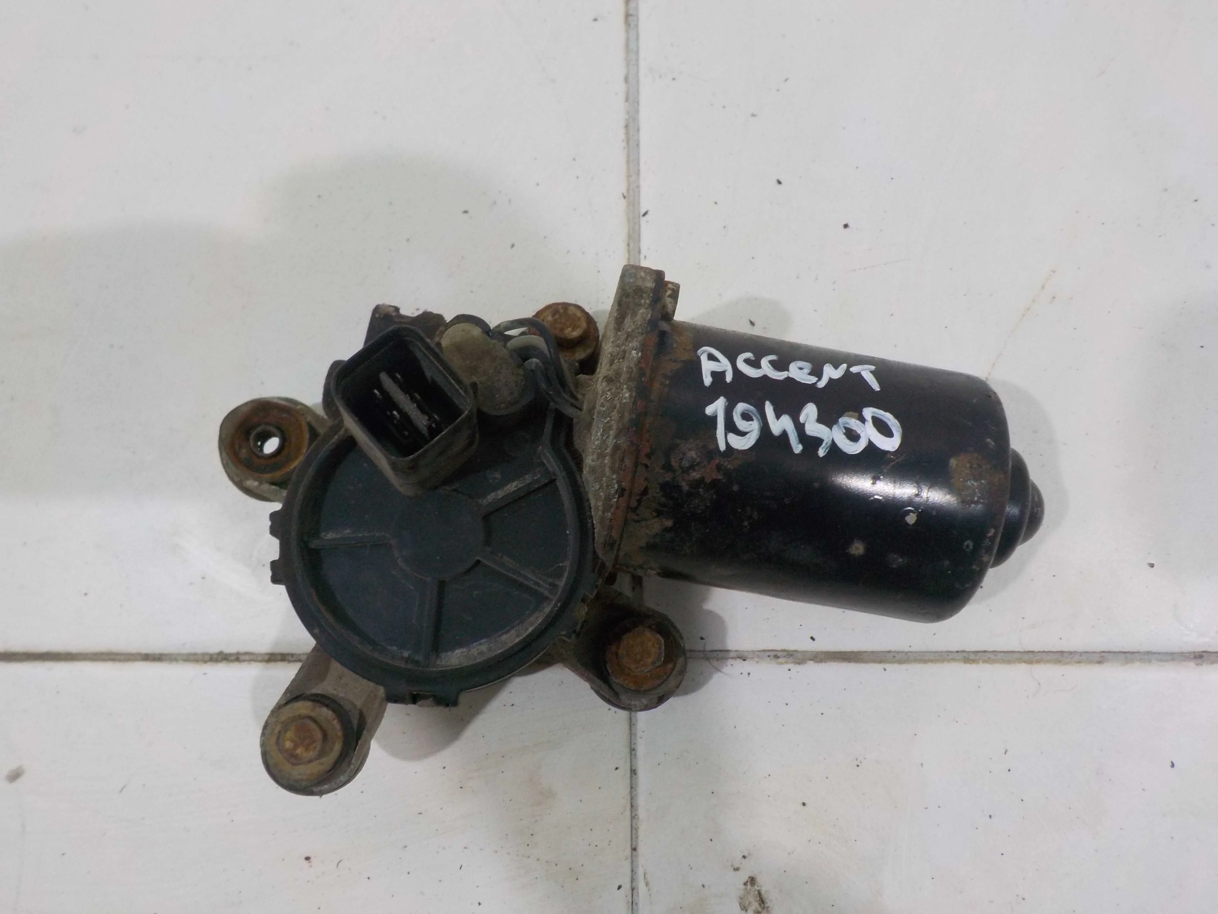 моторчик дворников Hyundai Accent II (1999—2012)