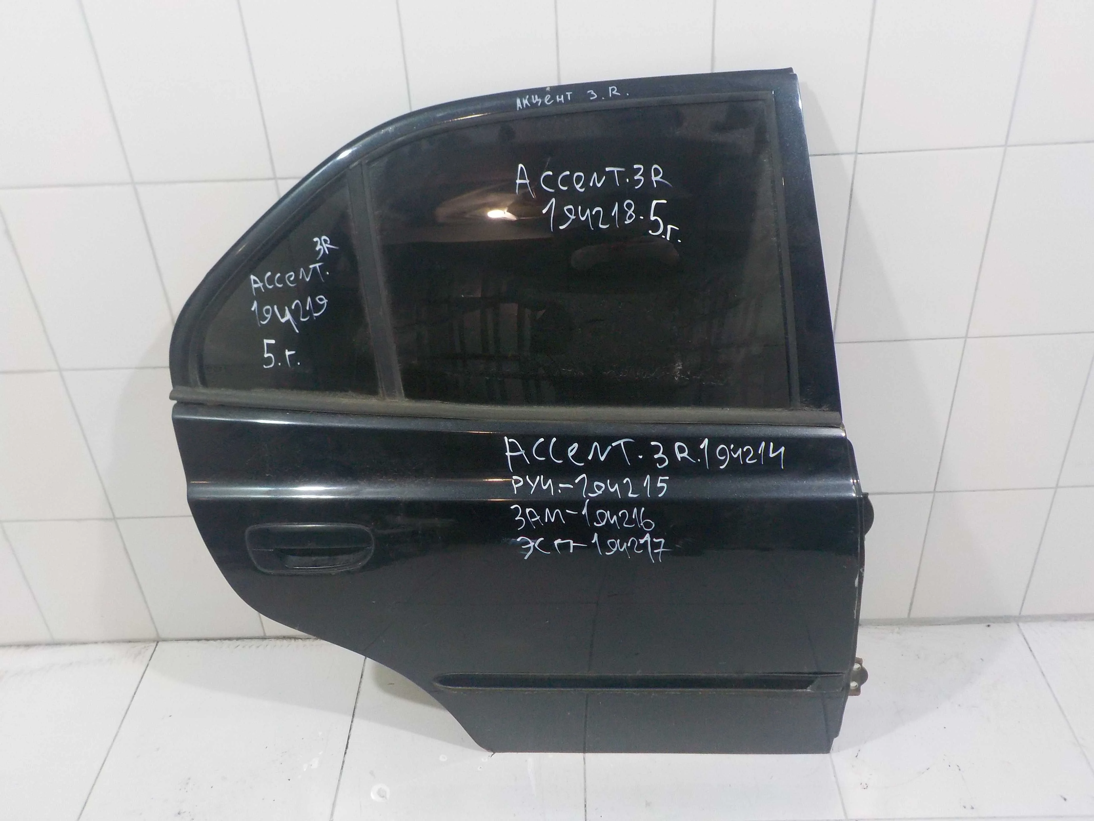 Дверь Hyundai Accent II (1999—2012) Зад Право