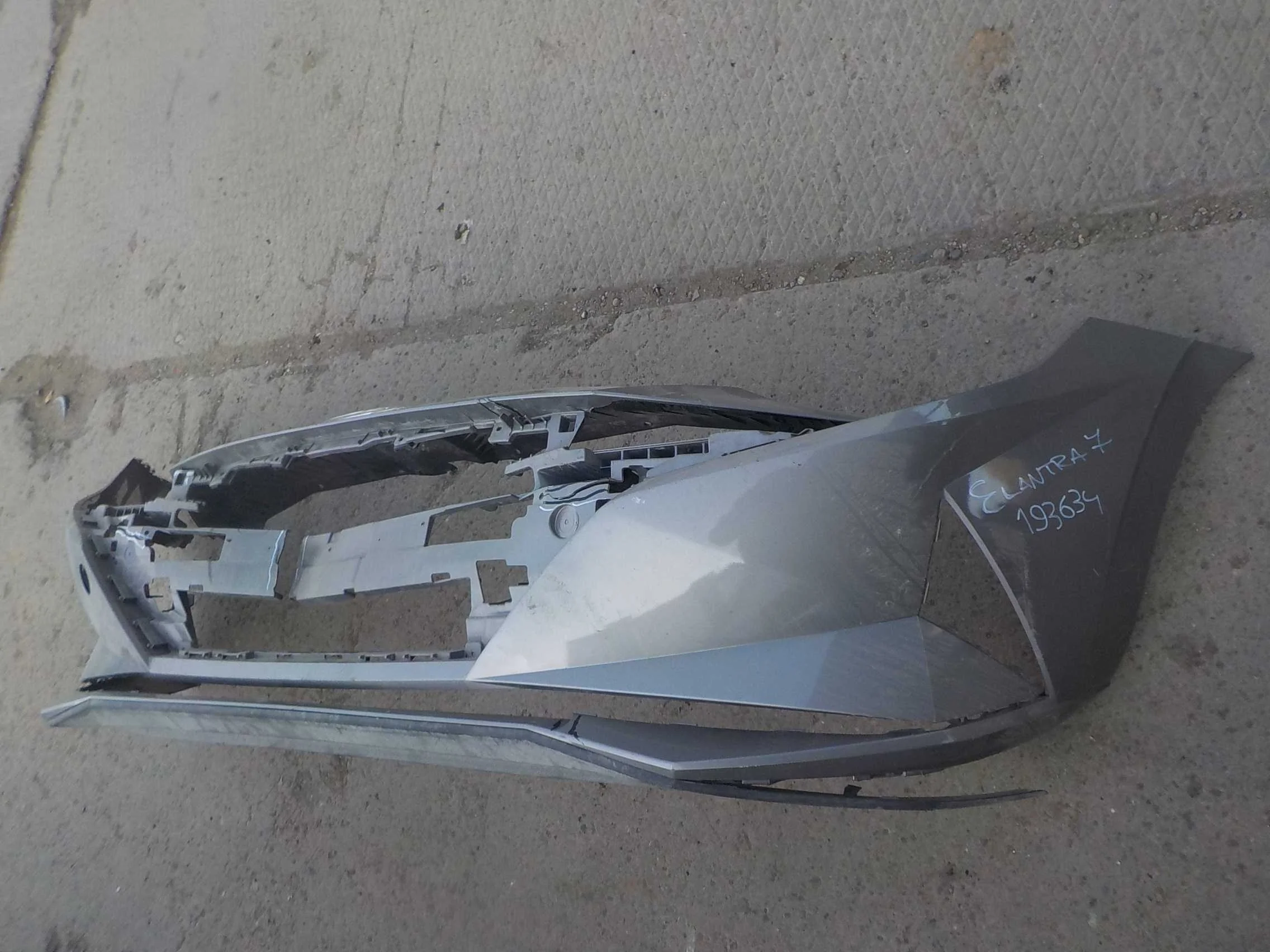 Бампер Hyundai Elantra VII (2020—2025) Перед