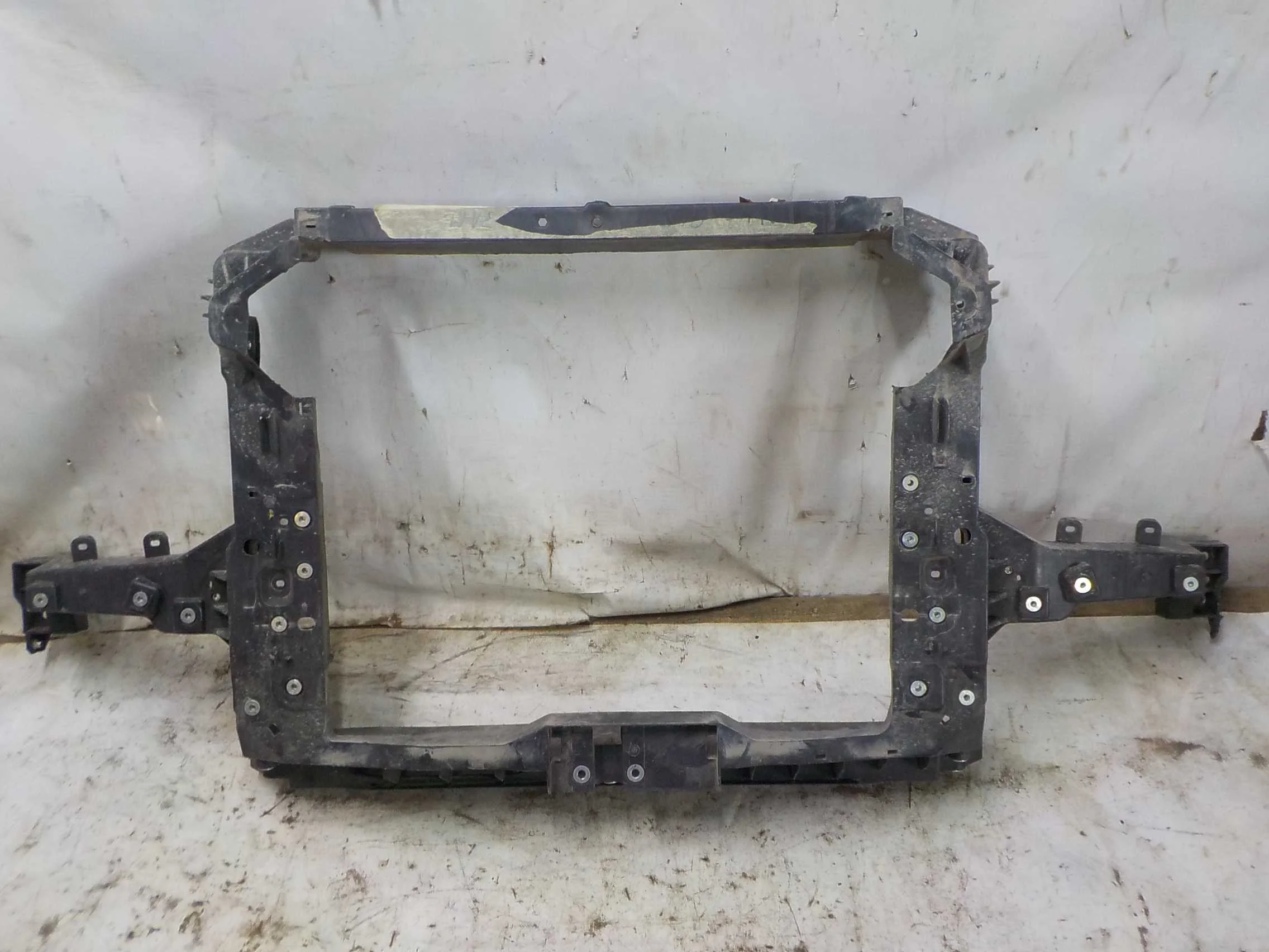 Телевизор Geely Atlas I (2016—2022)