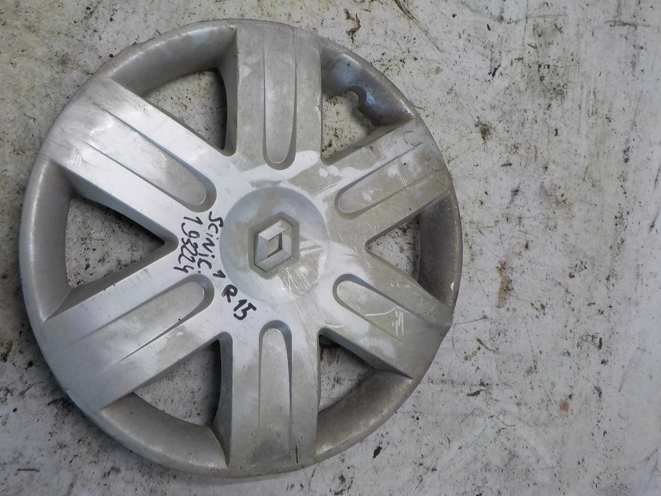 колпак Renault Logan II (2012—2018)