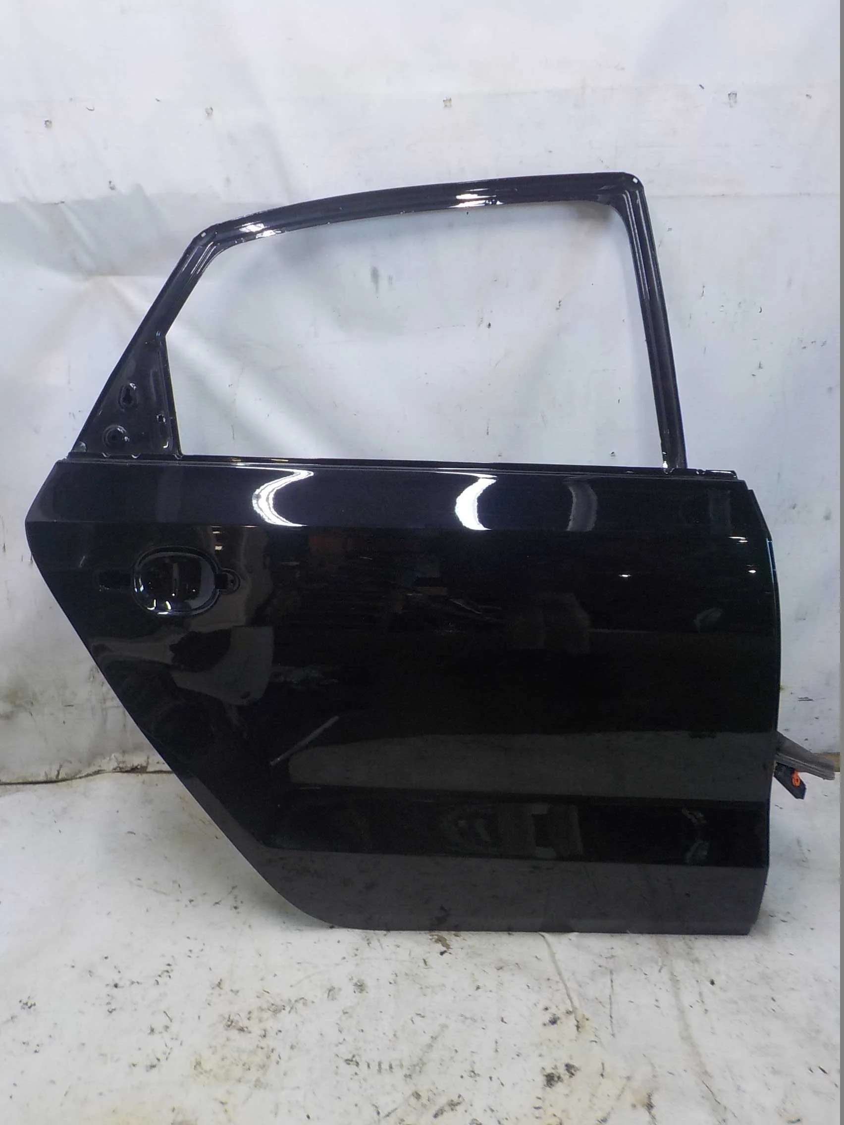 Замок двери Volkswagen Polo V (2009—2015) Зад Право