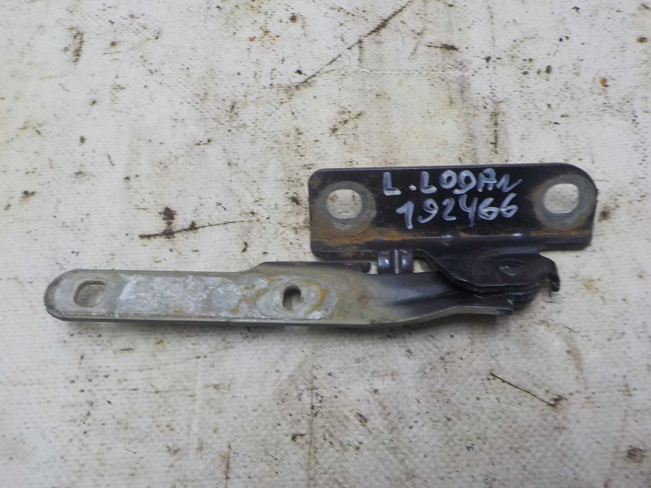 Петля капота ВАЗ (LADA) Largus I (2012—2021)