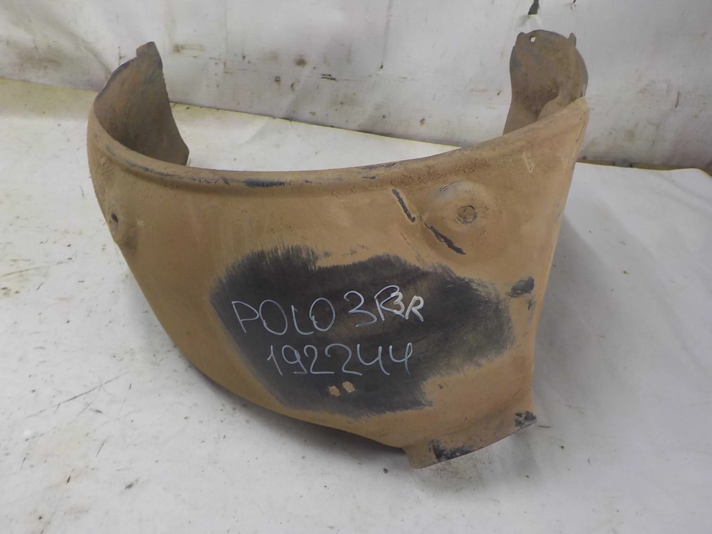 Подкрылок Volkswagen Polo V (2009—2015)