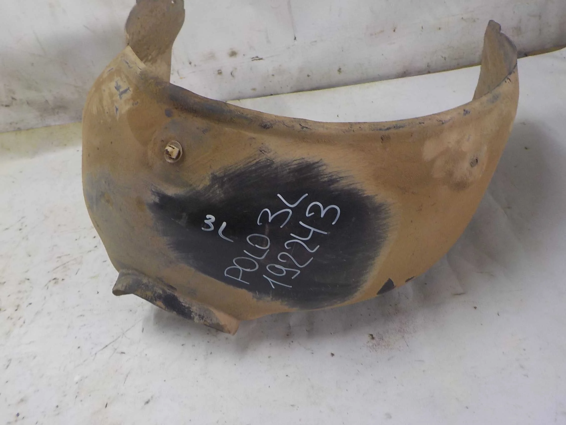 Подкрылок Volkswagen Polo V рестайлинг (2015—2020)