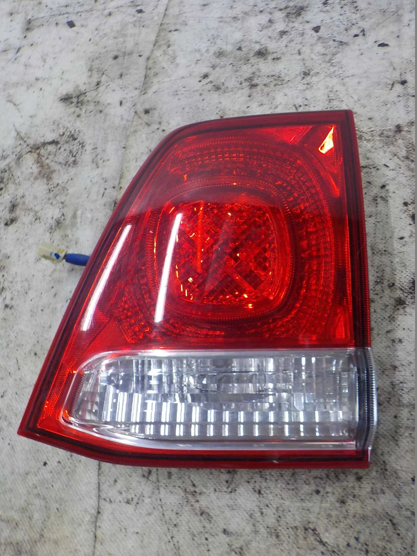 Фонарь Toyota Land Cruiser 200 (2007—2012)