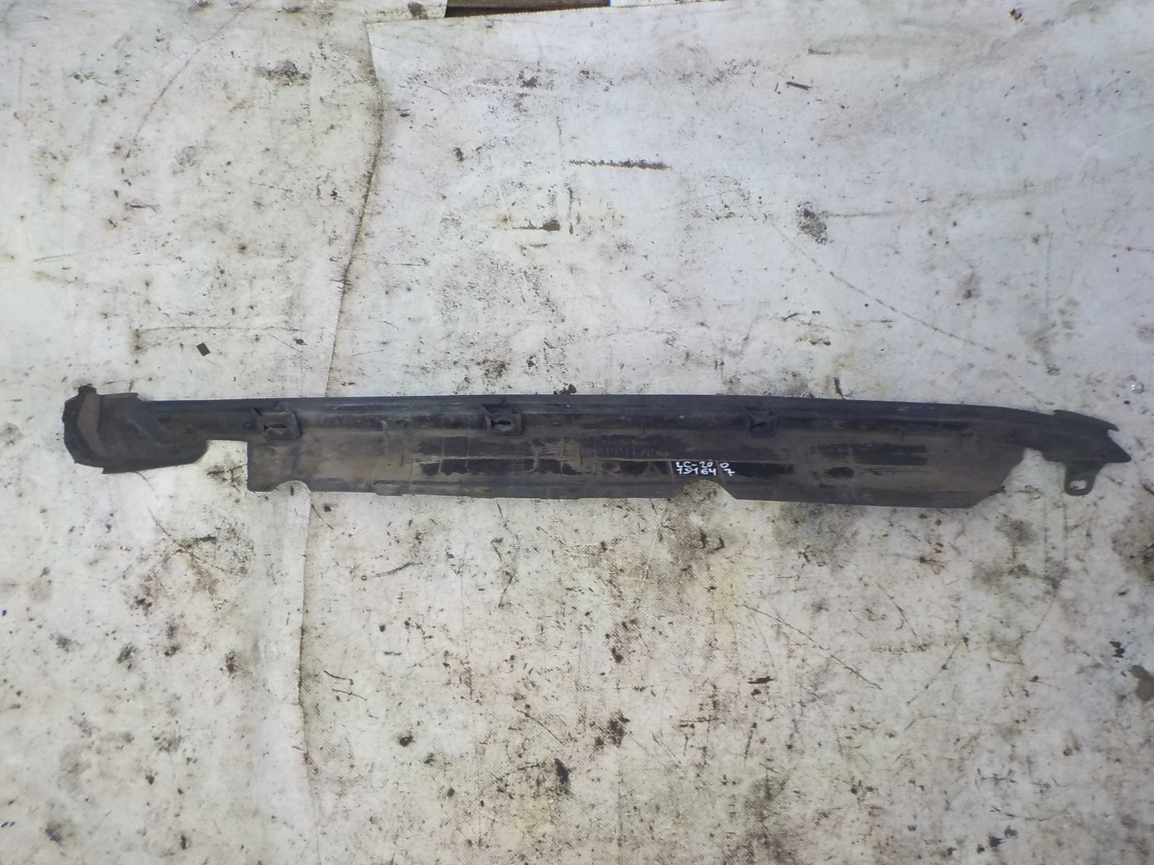 Пыльник крыла Toyota Land Cruiser 200 (2007—2012)