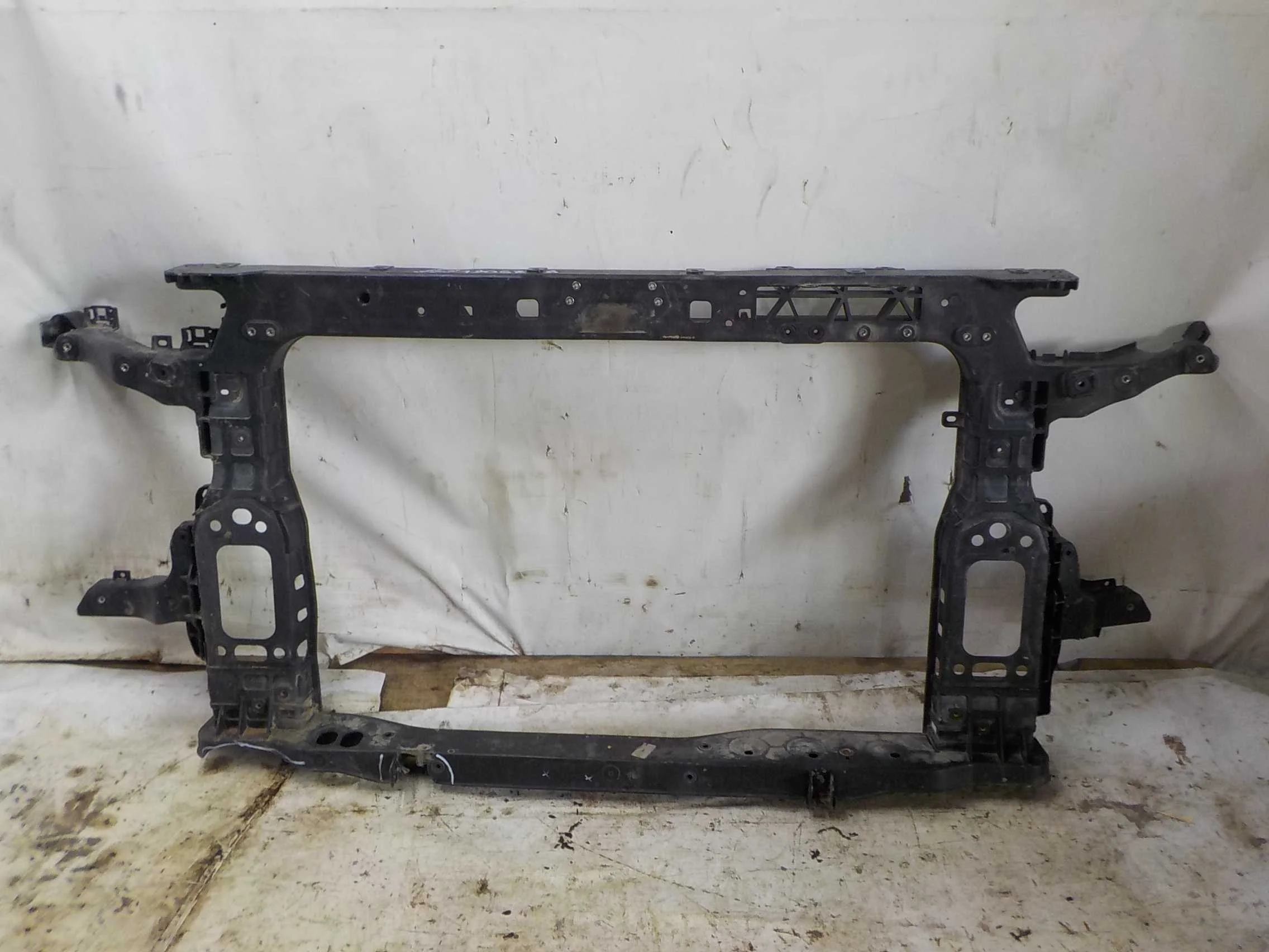 Телевизор Hyundai Santa Fe III (2012—2016)