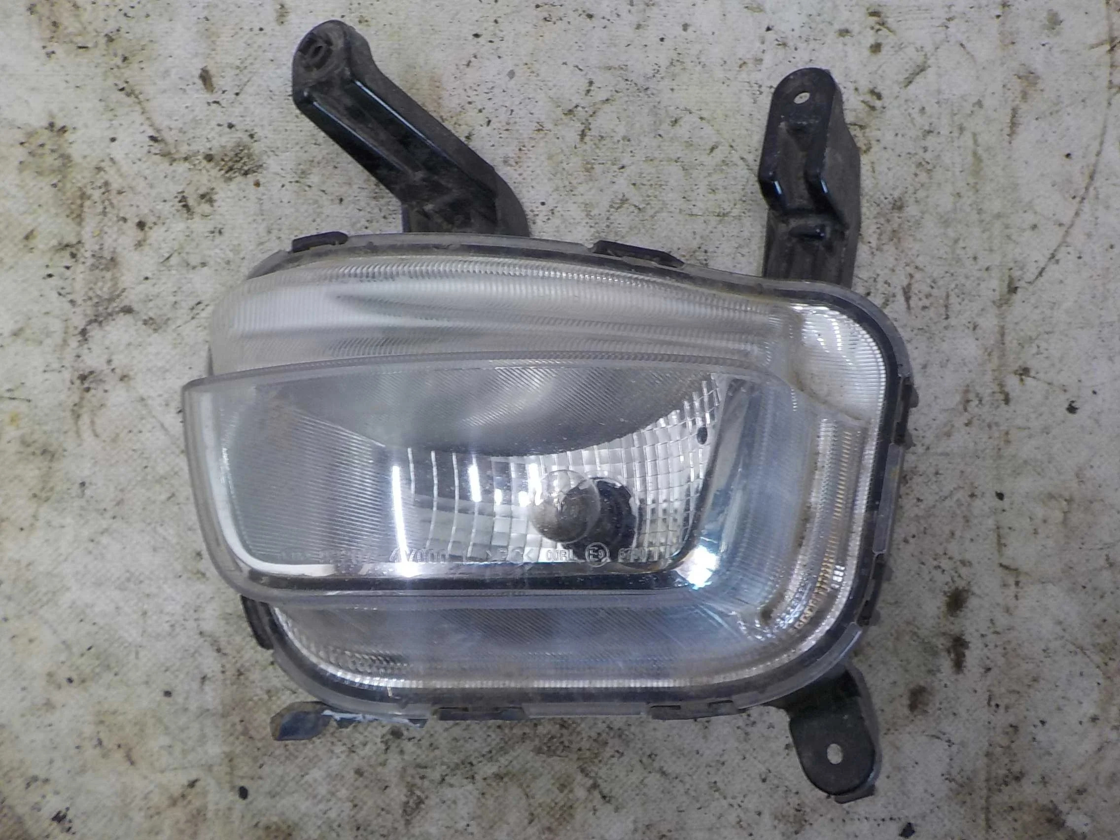 Фара противотуманная Kia Rio III рестайлинг (2015—2017) Перед Лево