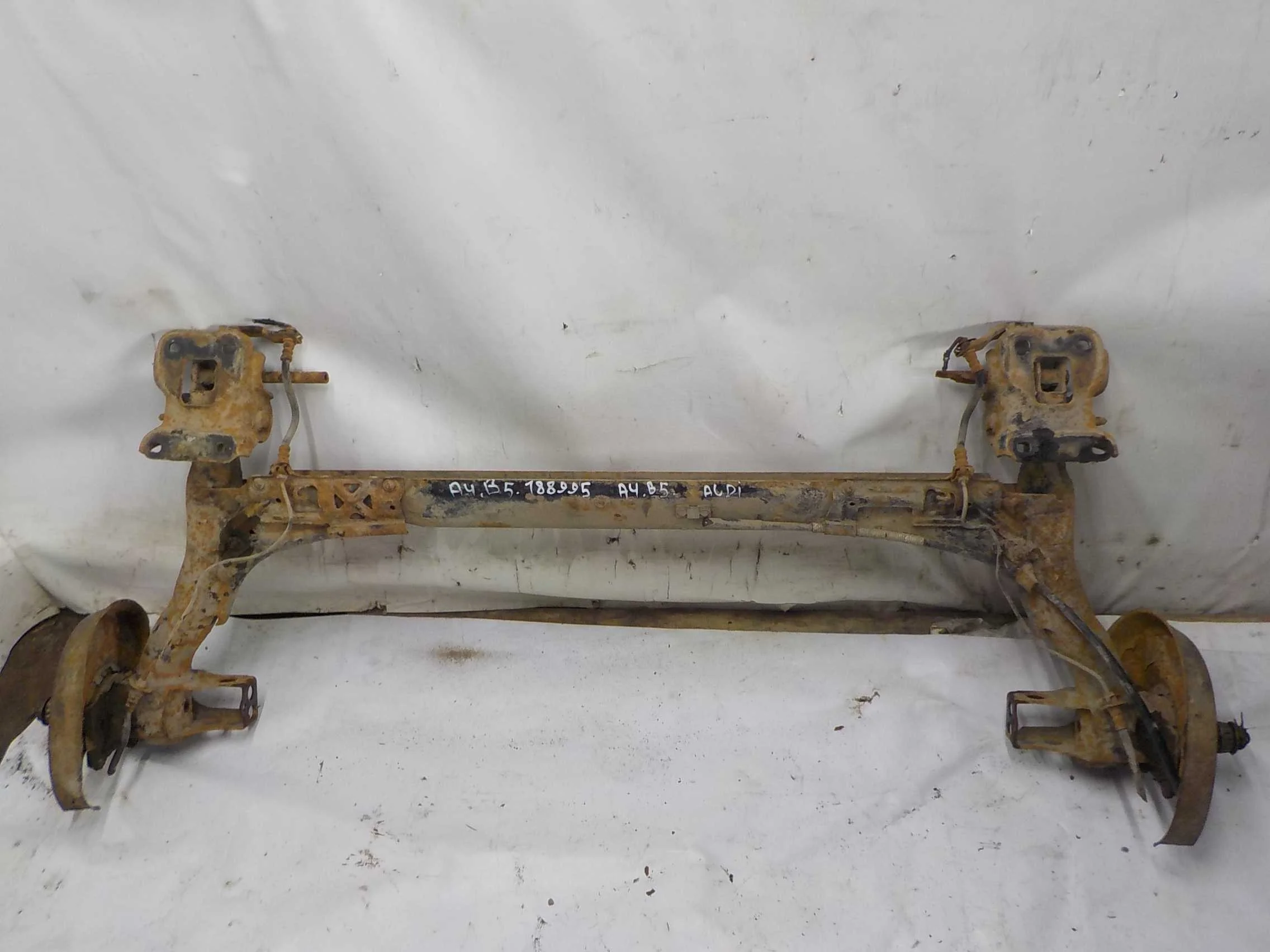 Балка задняя Audi A4 B5 (1994—1999)