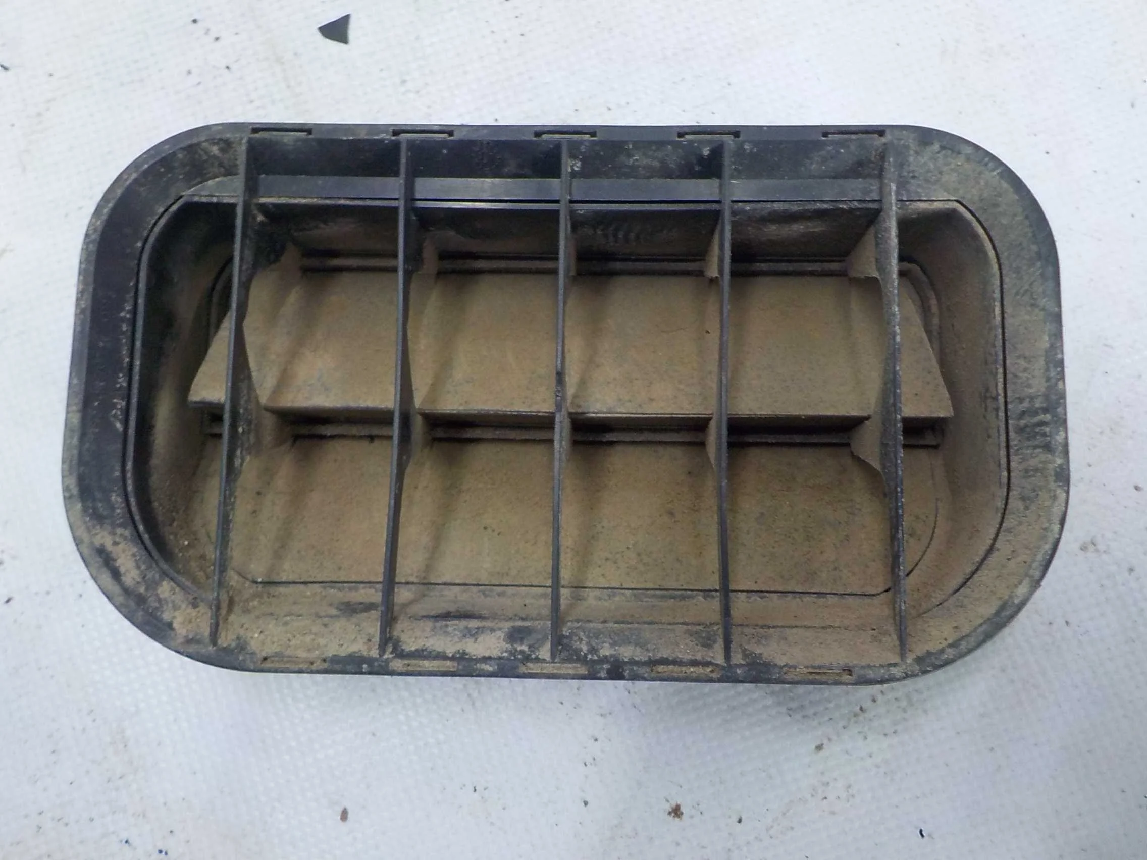 Решетка вентиляционная Volkswagen Passat B5 рестайлинг (2000—2005)