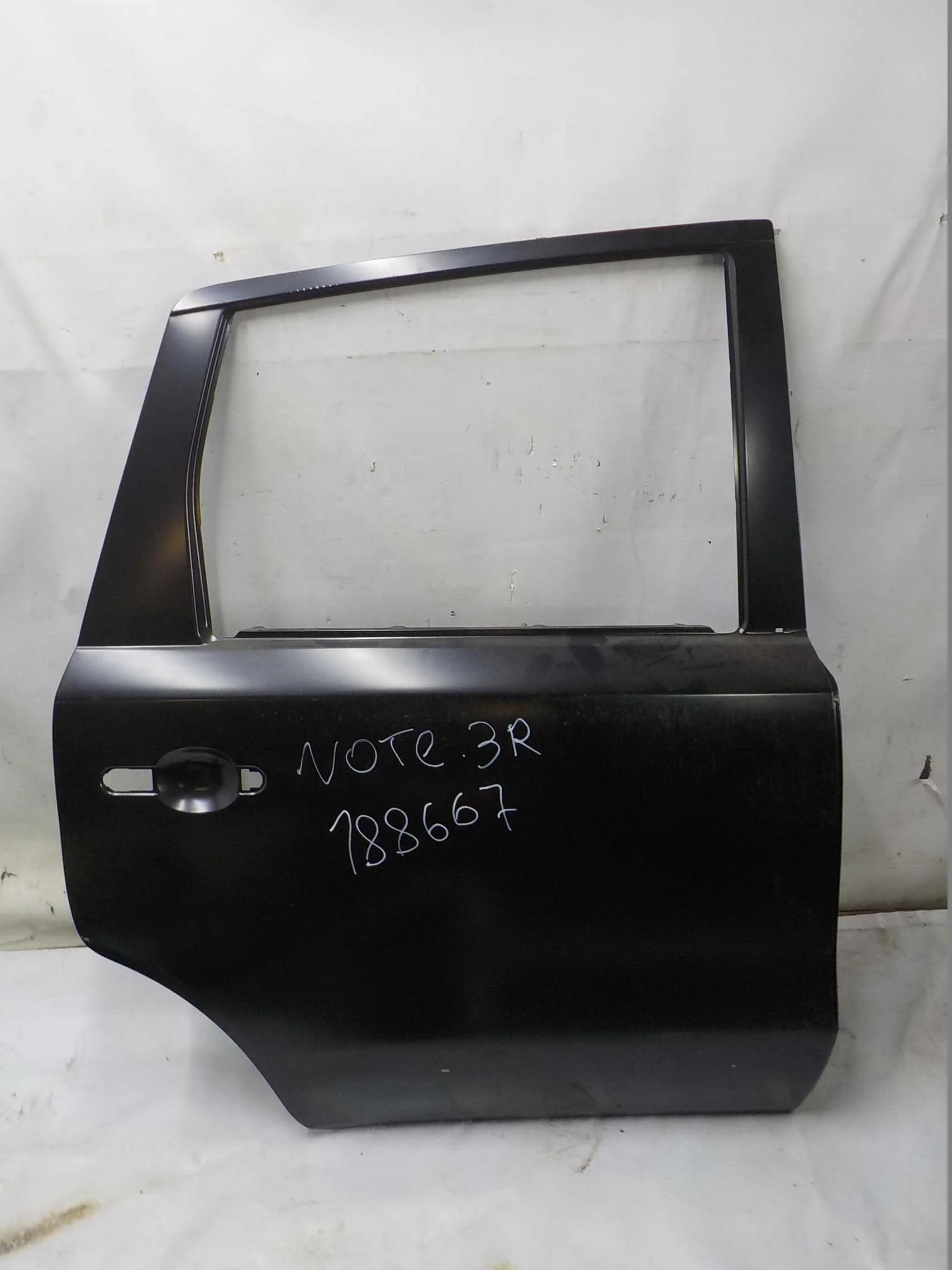 Дверь Nissan Note E11 (2005—2009) Зад Право