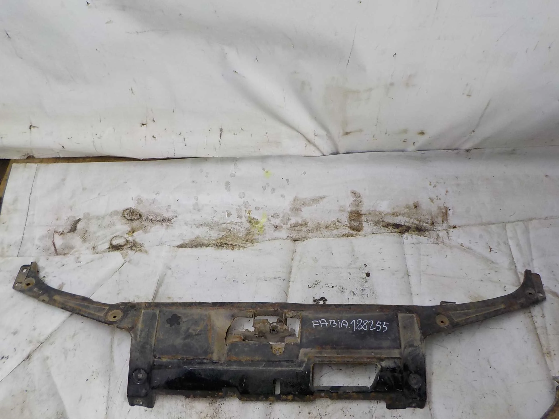 Телевизор Skoda Fabia I (1999—2004)