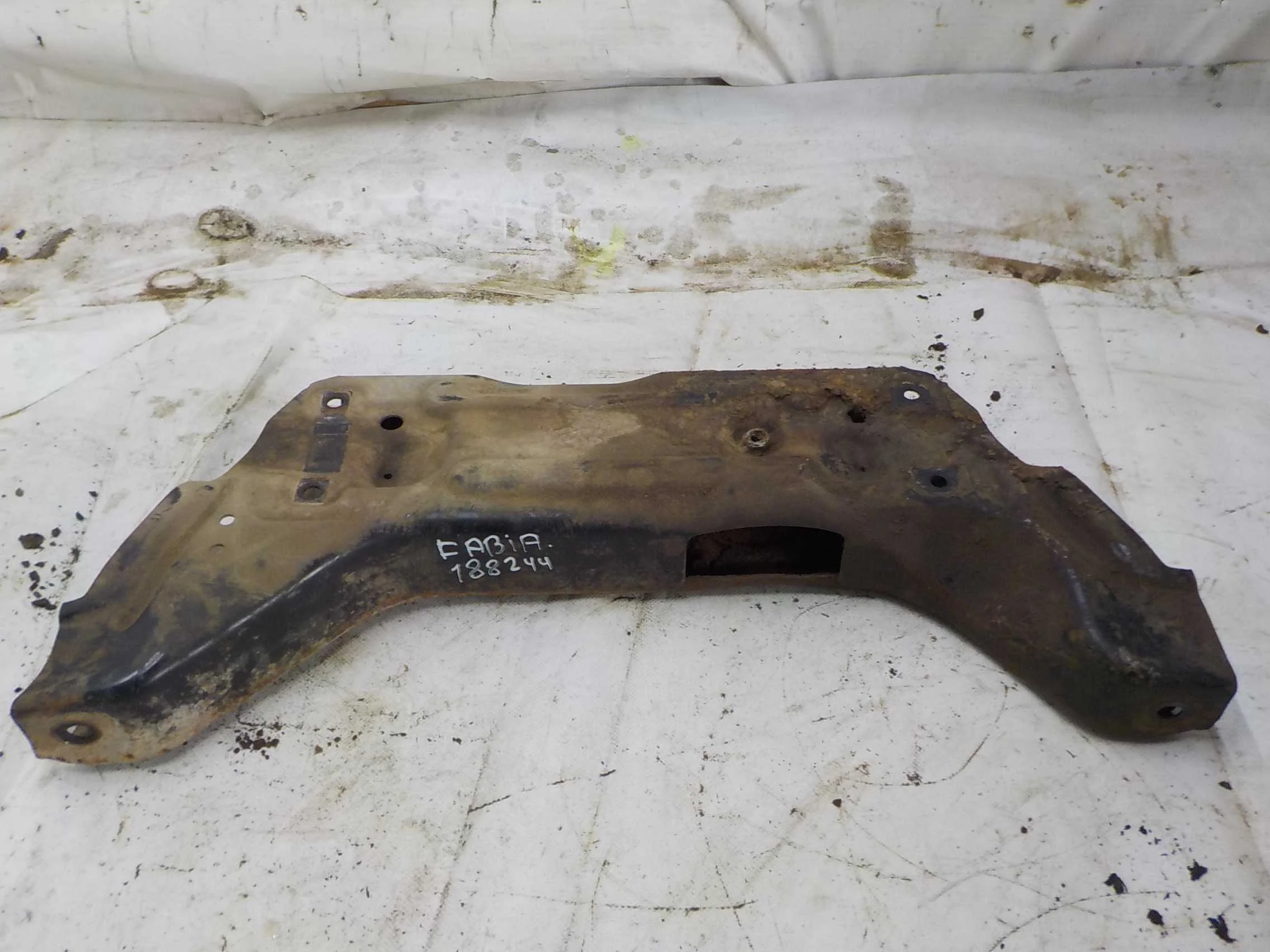 Подрамник Skoda Roomster I (2006—2010)