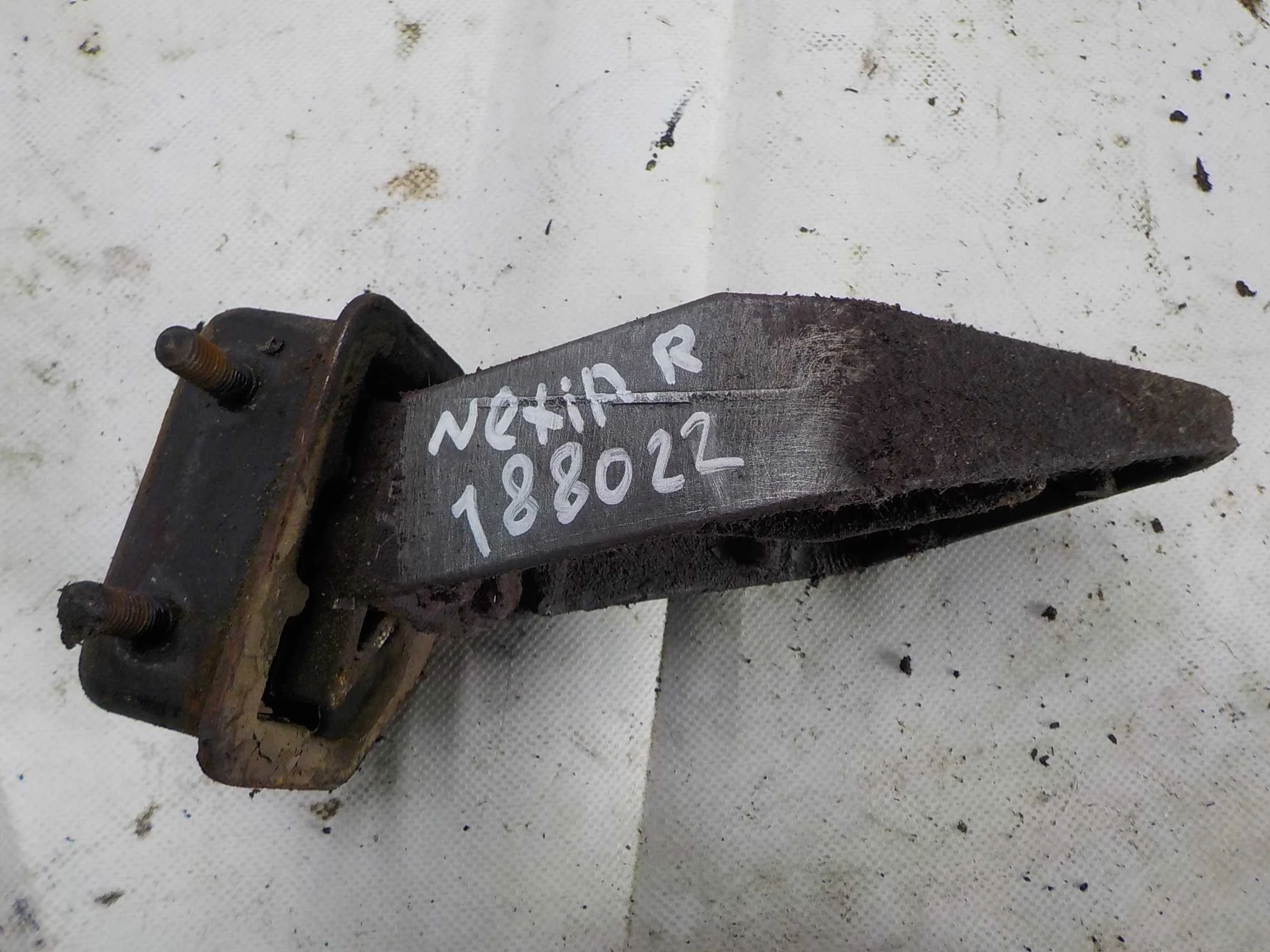 Опора двигателя Daewoo Nexia I рестайлинг (2008—2016) Зад