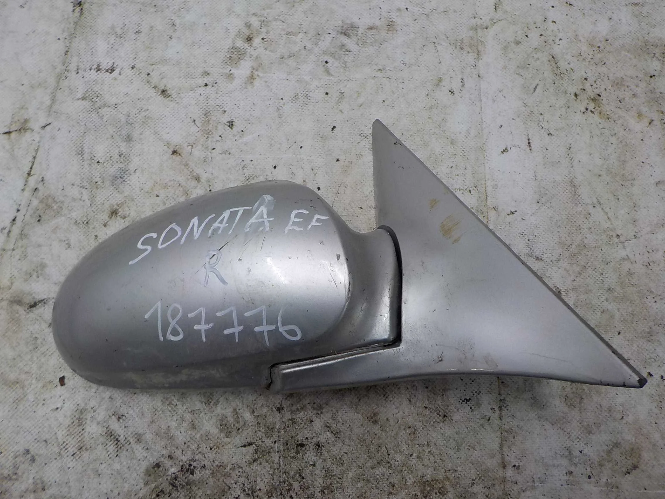 Зеркало Hyundai Sonata IV рестайлинг (2001—2012)  Право