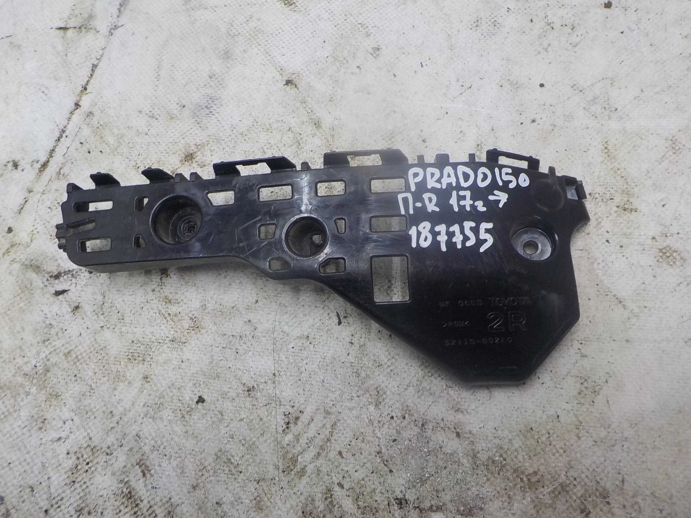 кронштейн бампера Toyota Land Cruiser Prado 150 рестайлинг 2 (2017—2025)