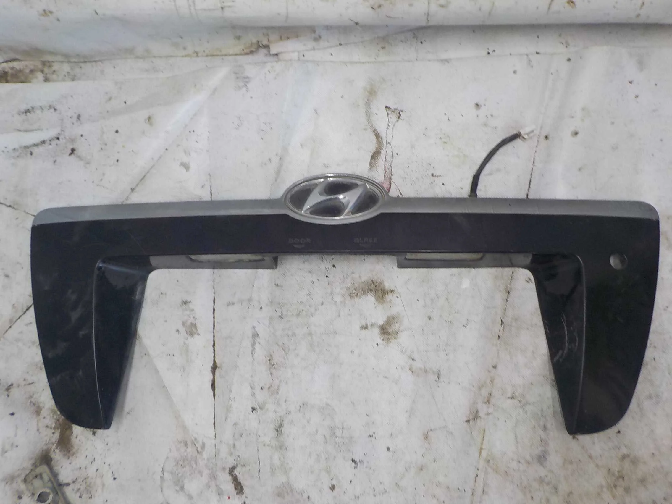 Накладка крышки багажника Hyundai Tucson I (2004—2015)